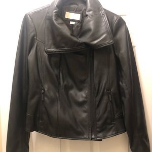 💖 NWOT Michael Kors leather jacket 💖